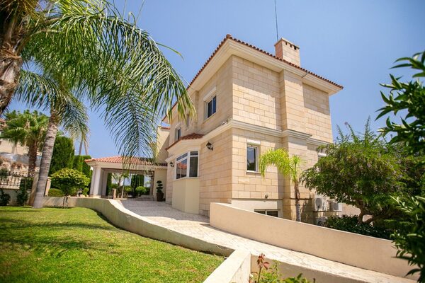 houses w agios-tychon, Cypr - obraz 9