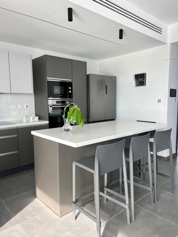 Penthouse in agios-spyridon, Cyprus - image 3