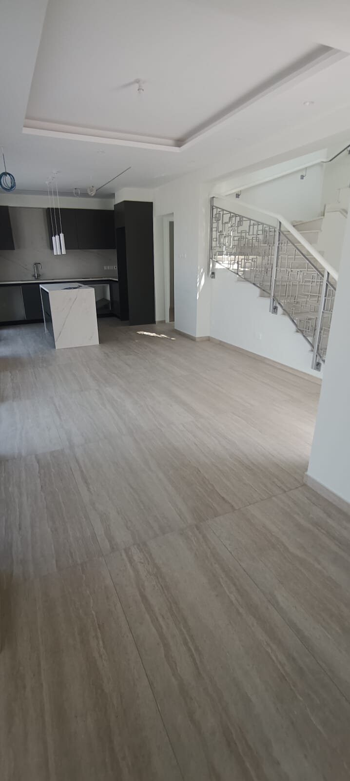 houses with 3 bedrooms in pyla, Cyprus [ID: 0602-237935]