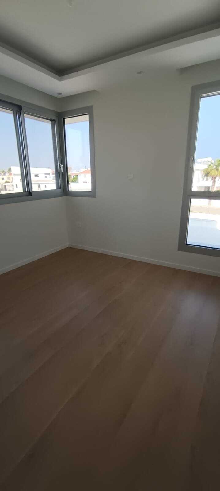 houses with 3 bedrooms in pyla, Cyprus [ID: 0602-237935]