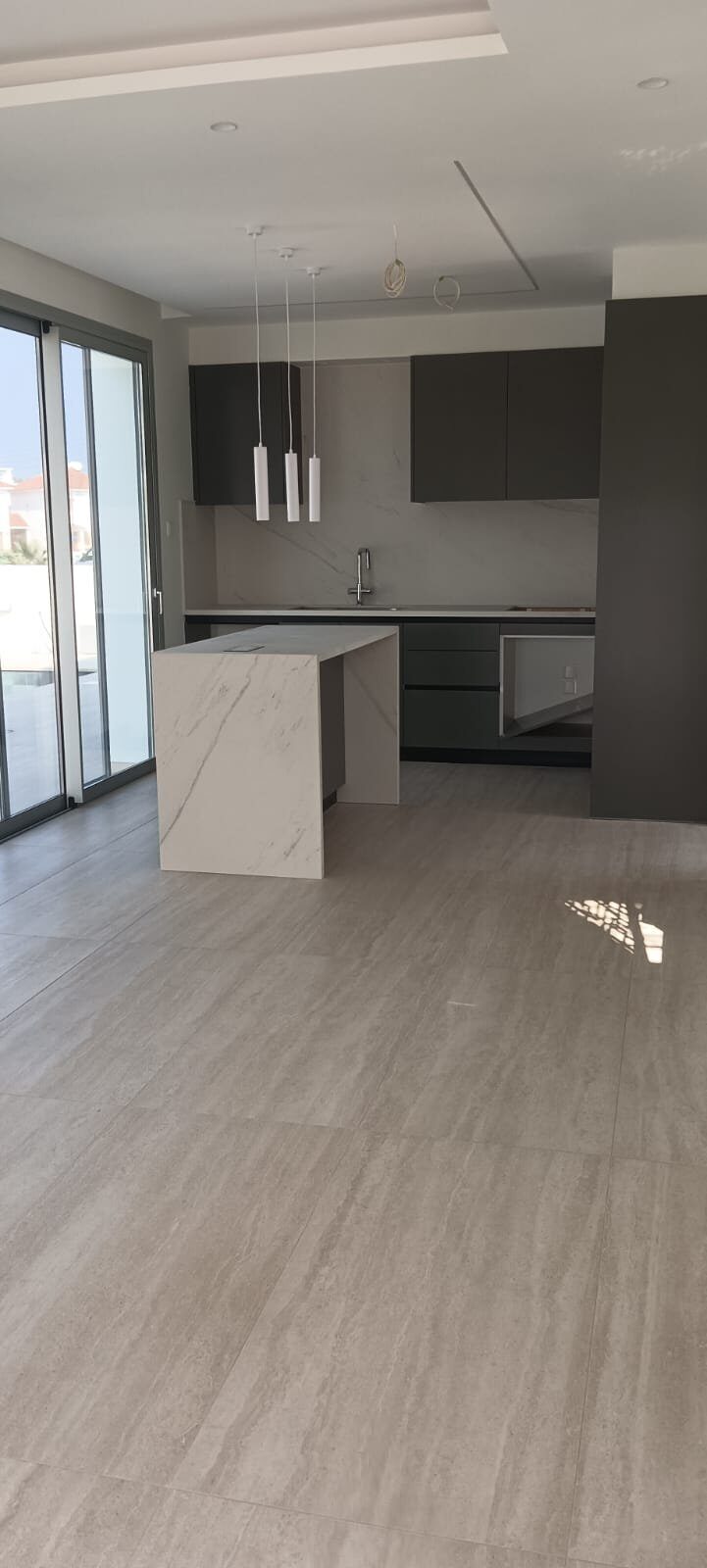 houses with 3 bedrooms in pyla, Cyprus [ID: 0602-237935]