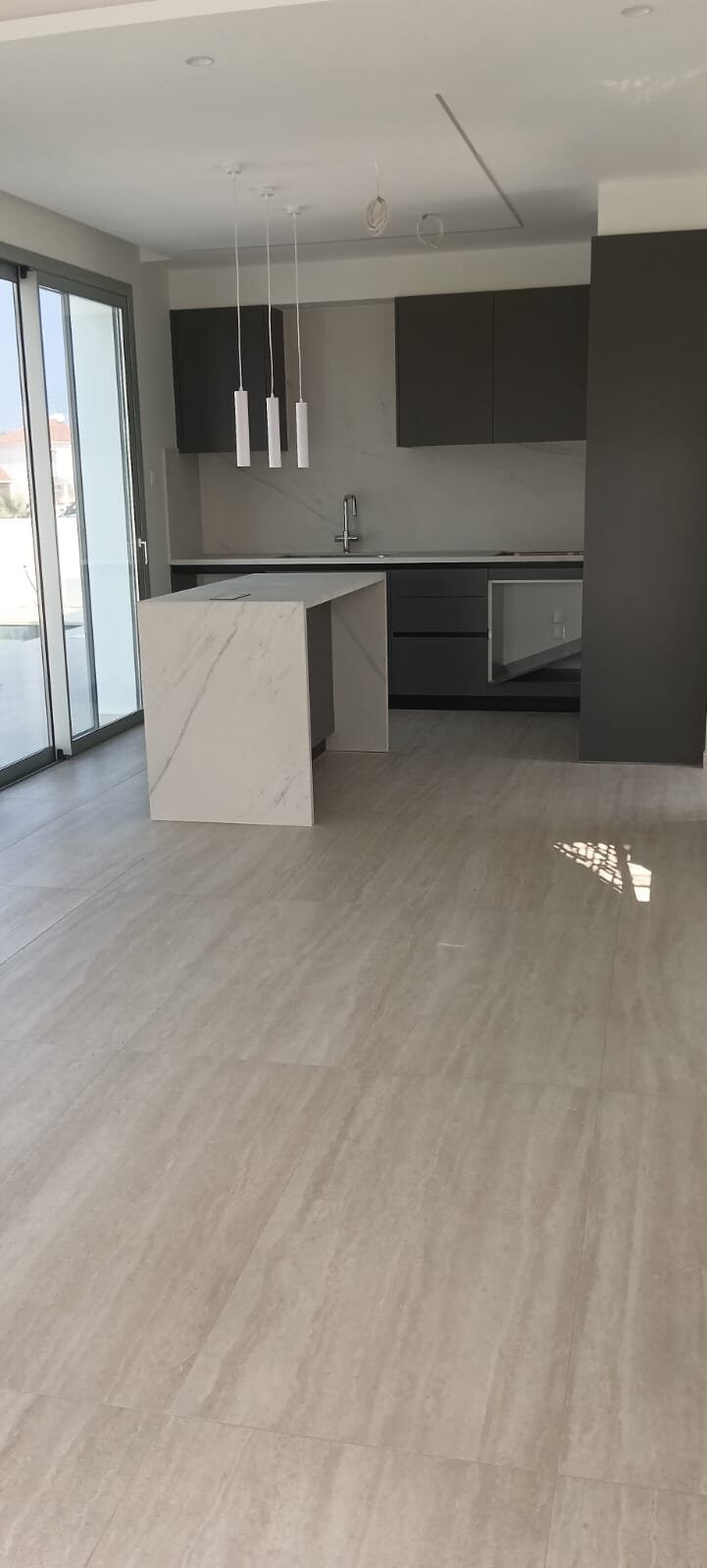 houses with 3 bedrooms in pyla, Cyprus [ID: 0602-237935]