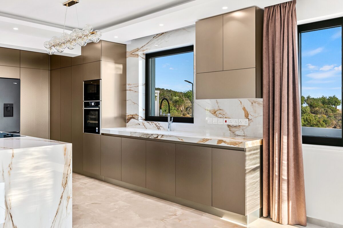 houses z 5 sypialniami, 278.00m² w kouklia, Cypr [ID: 0602-238135]