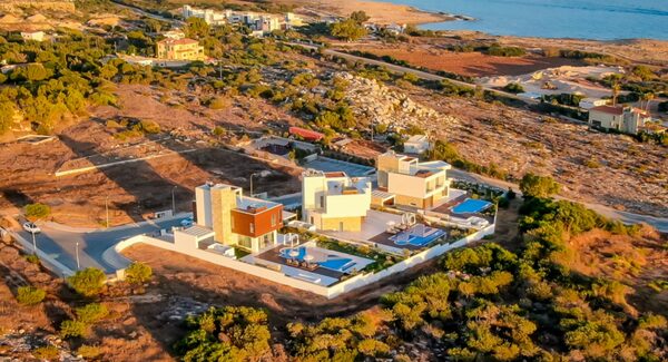 Земля в agia-napa, Кипр