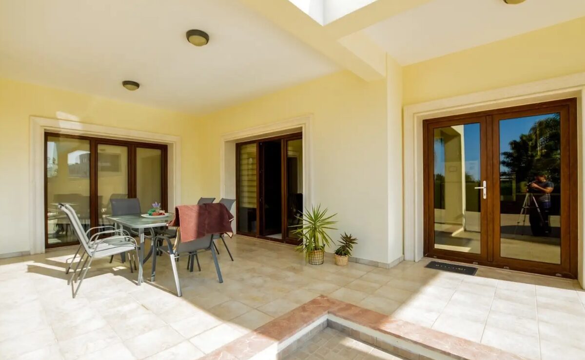 Villa with 7 bedrooms in empa, Cyprus [ID: 0602-238334]