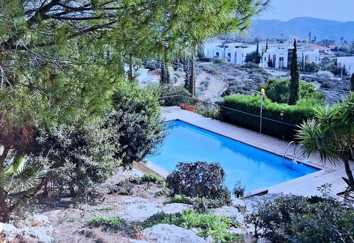 houses z 4 sypialniami w agios-tychon, Cypr [ID: 0602-238891]