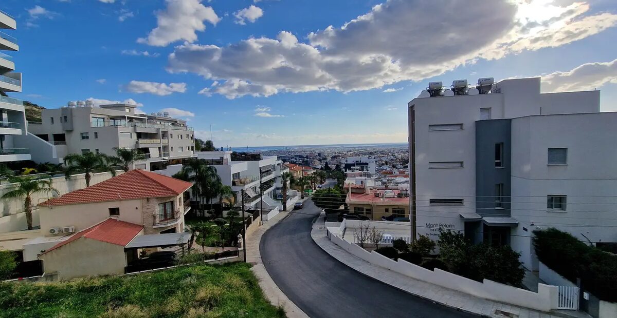 Penthouse z 3 sypialniami w agia-fyla, Cypr [ID: 0602-238981]