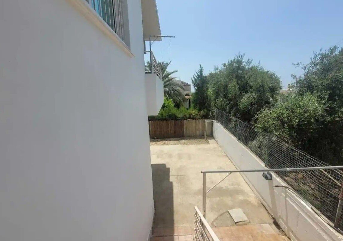 houses with 5 bedrooms in empa, Cyprus [ID: 0602-239177]