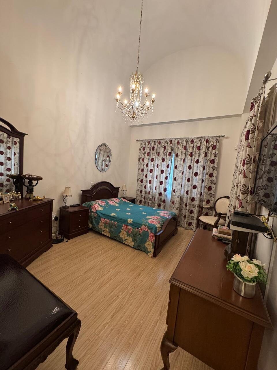 Квартира з 6 спальнями в agios-tychon-tourist-area, Кіпр [ID: 0602-239183]