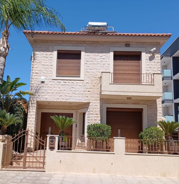 Dom — Polemidia Kato, Limassol, Cypr ID 0602-239191