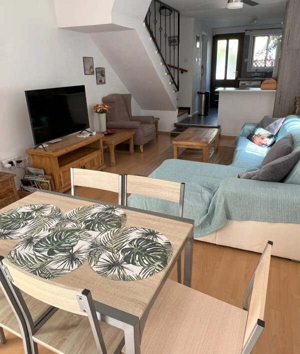 Townhouse in kato-paphos, Cyprus, 90.00m²