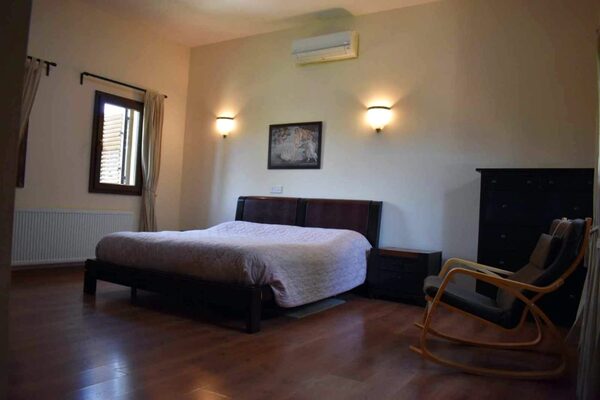 Villa in pyrgos, Cyprus - image 4
