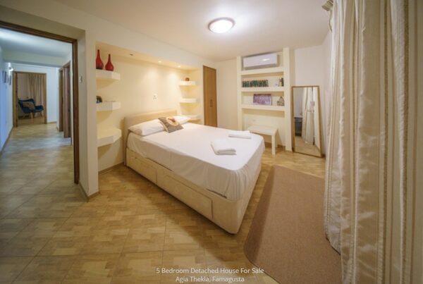 houses w agia-thekla, Cypr - obraz 16