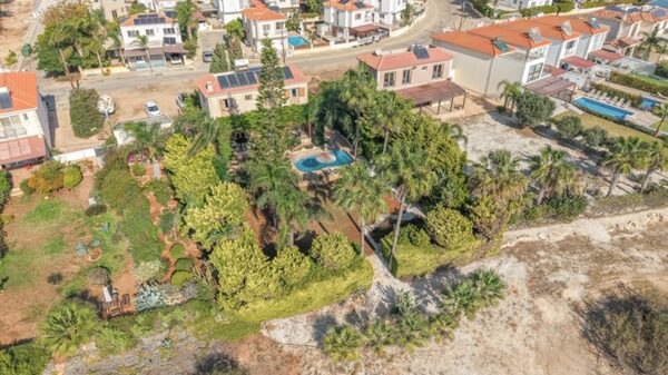 houses w agia-thekla, Cypr - obraz 3