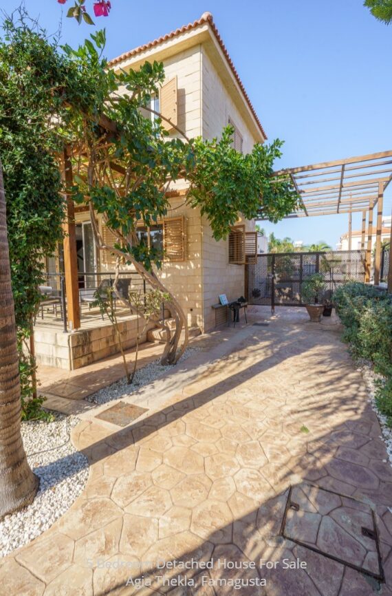 houses w agia-thekla, Cypr - obraz 31