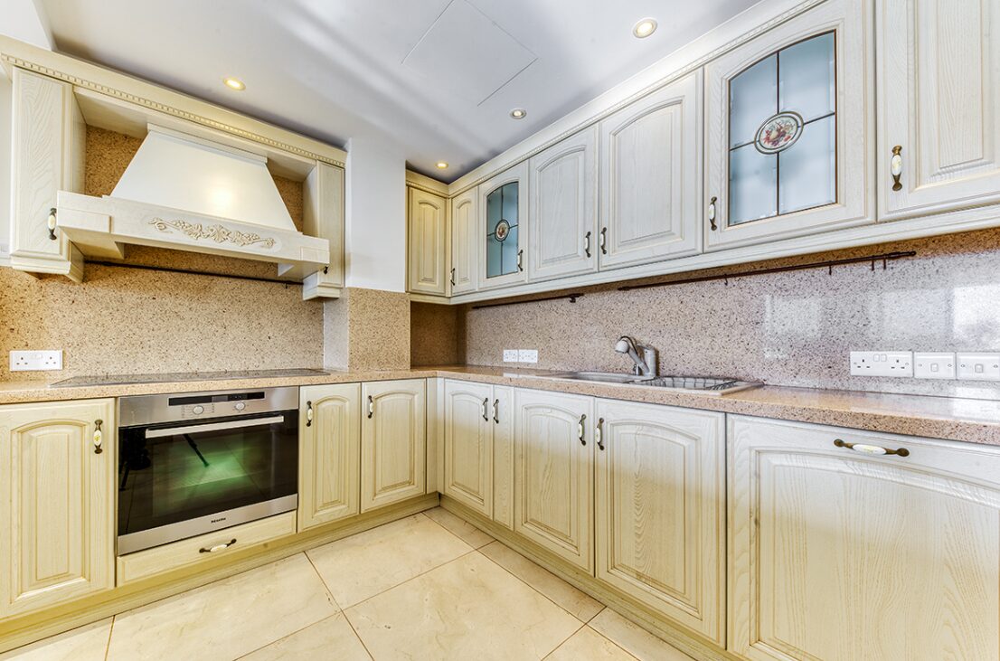 Apartament z 3 sypialniami, 125.00m² w agios-tychon-tourist-area, Cypr [ID: 0602-241322]