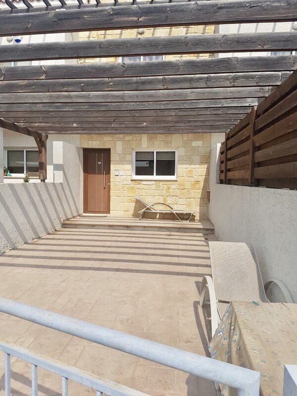 Apartment in mouttagiaka-tourist-area, Cyprus, 90.00m²