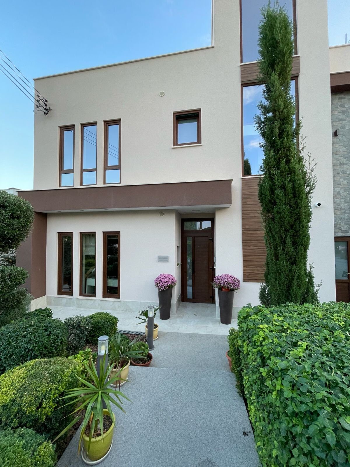 Villa with 5 bedrooms in episkopi, Cyprus [ID: 0602-241518]