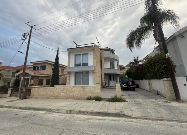 Вилла — Agios Athanasios, Limassol, Кипр ID 0602-241711