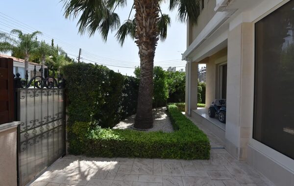 Villa in mouttagiaka-tourist-area, Cyprus - image 2