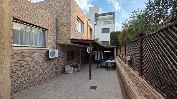 houses w germasogeia, Cypr, 180.00m² - obraz 3