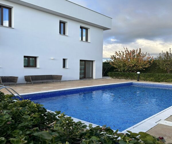 houses w agios-georgios, Cypr, 230.00m²