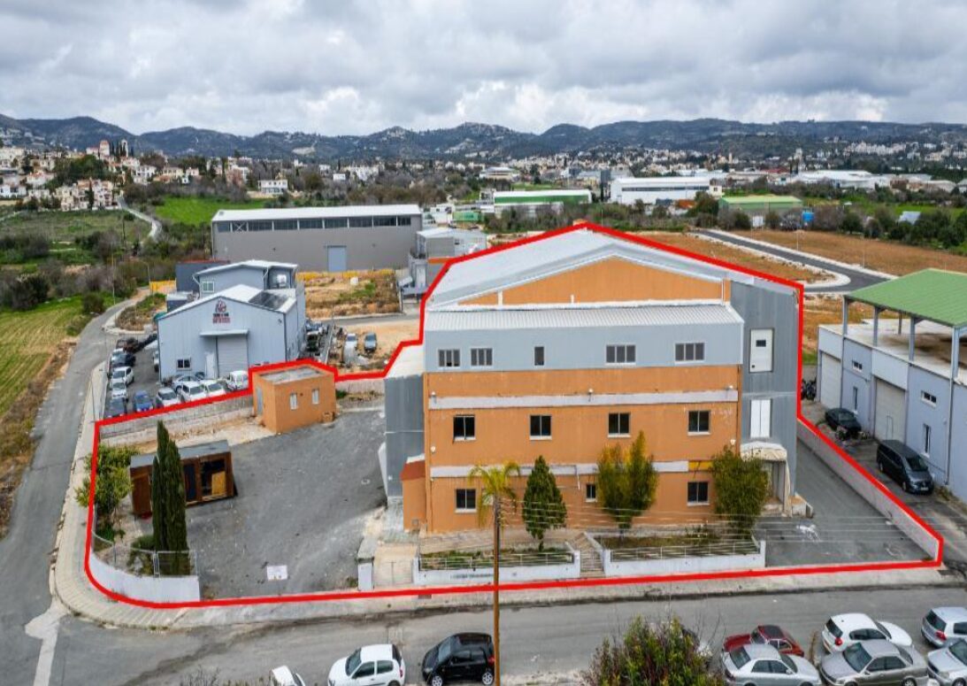 Commercial property in tremithousa, Cyprus [ID: 0602-242514]