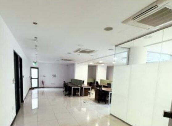 Commercial property in mesa-geitonia, Cyprus, 326.00m² - image 4