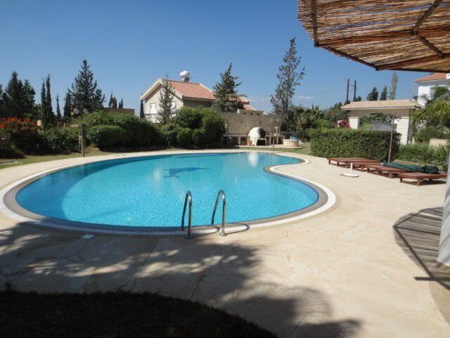 Вилла с 7 спальнями в mouttagiaka, Кипр [ID: 0602-242763]