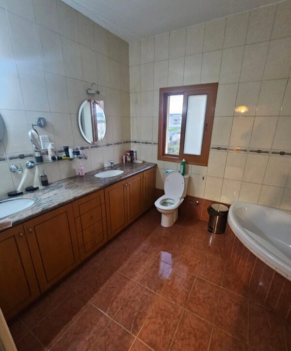 houses w erimi, Cypr, 230.00m² - obraz 2