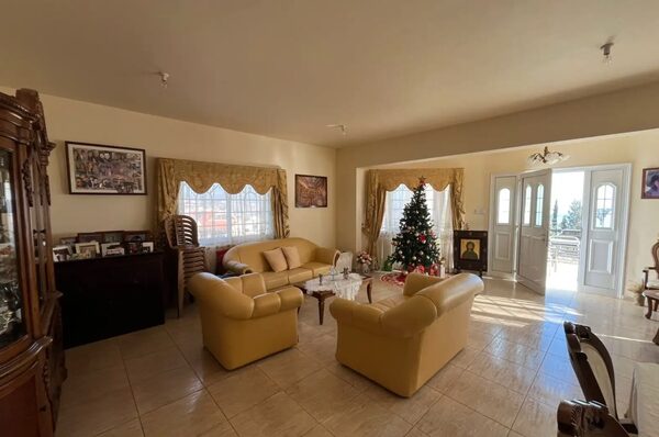 houses в pissouri, Кипр, 300.00м² - изображение 12
