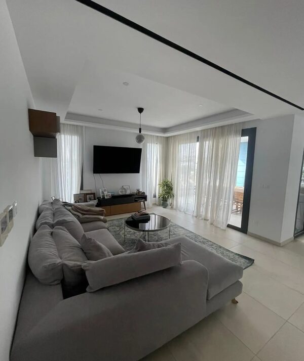 Penthouse in germasogeia, Cyprus, 216.00m² - image 2