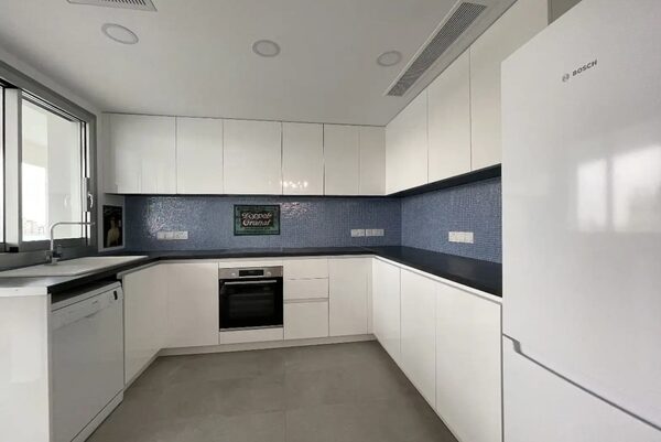 Квартира в germasogeia-tourist-area, Кипр, 145.00м² - изображение 14