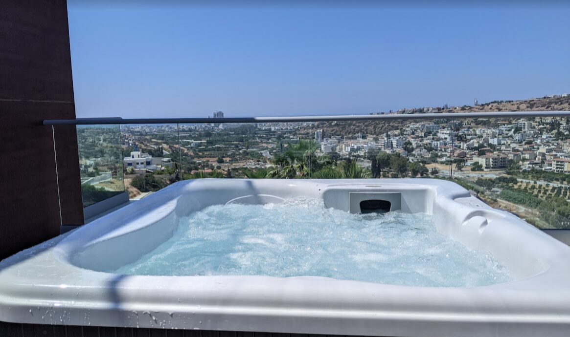 Вилла с 5 спальнями в germasogeia, Кипр [ID: 0602-242968]