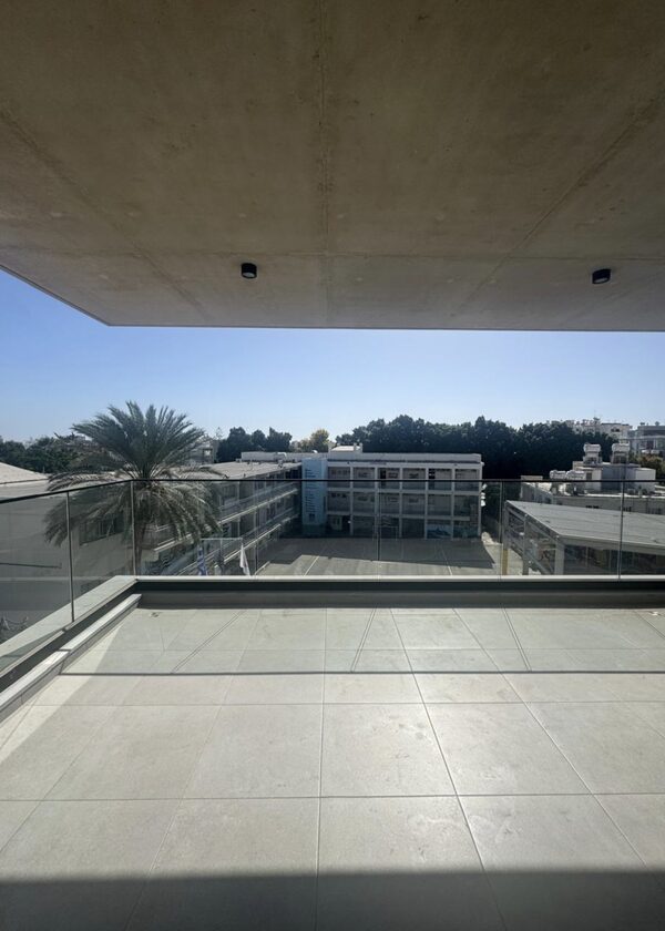 Apartment in agia-zoni, Cyprus, 83.00m²