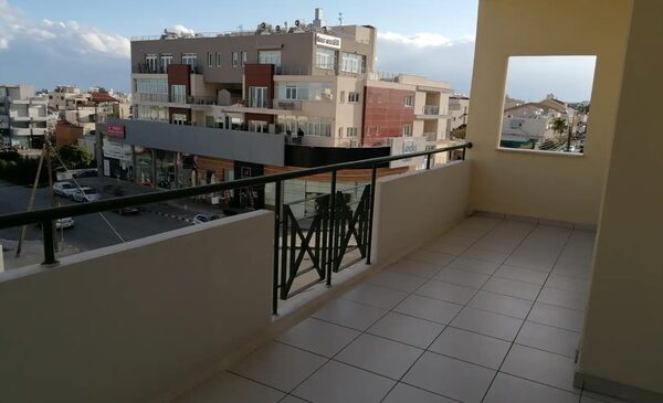 Apartment in mesa-geitonia, Cyprus, 105.00m² - image 2