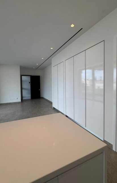 Квартира з 5 спальнями, 168.96м² в agios-athanasios, Кіпр [ID: 0602-243372]