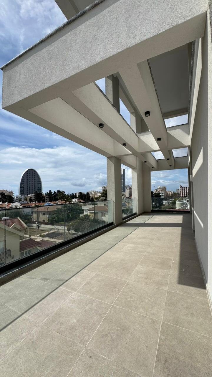 Apartament z 5 sypialniami w agios-athanasios, Cypr [ID: 0602-243409]