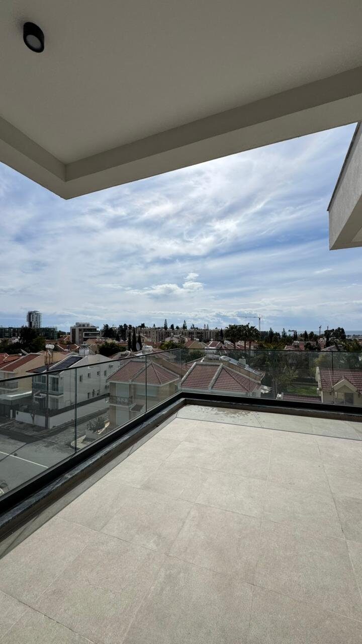 Apartament z 5 sypialniami w agios-athanasios, Cypr [ID: 0602-243409]
