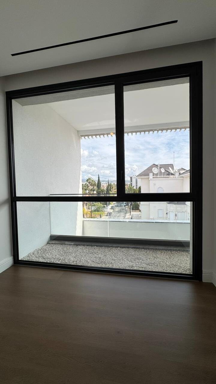 Apartament z 5 sypialniami w agios-athanasios, Cypr [ID: 0602-243409]