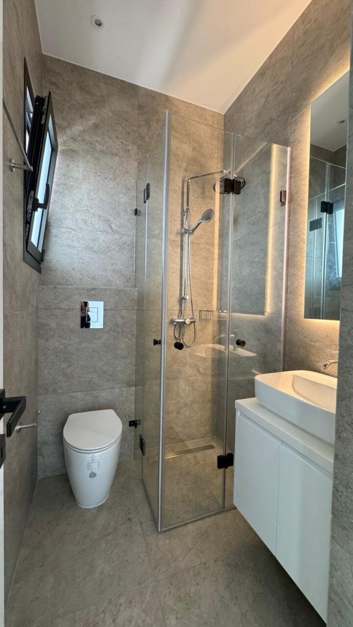 Apartament z 5 sypialniami w agios-athanasios, Cypr [ID: 0602-243409]