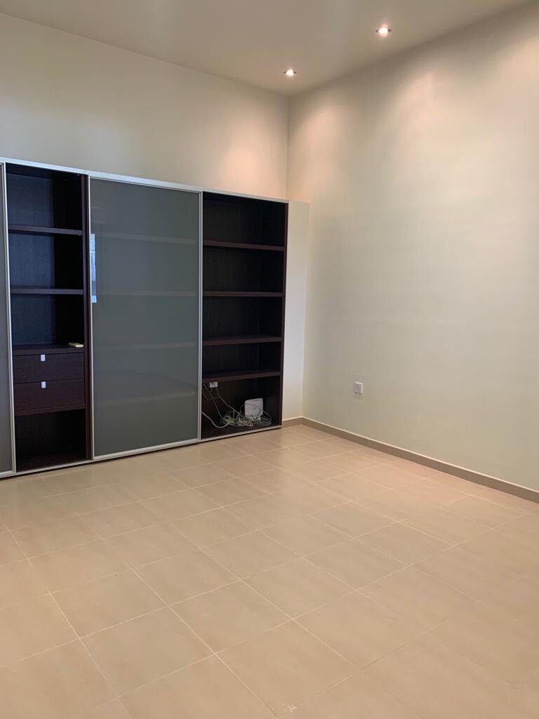 Вілла з 5 спальнями в agios-tychon, Кіпр [ID: 0602-243425]