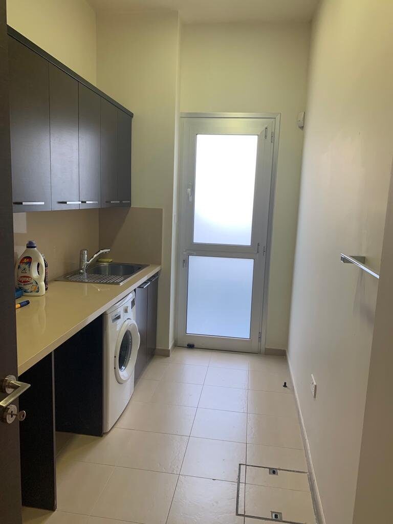 Вілла з 5 спальнями в agios-tychon, Кіпр [ID: 0602-243425]