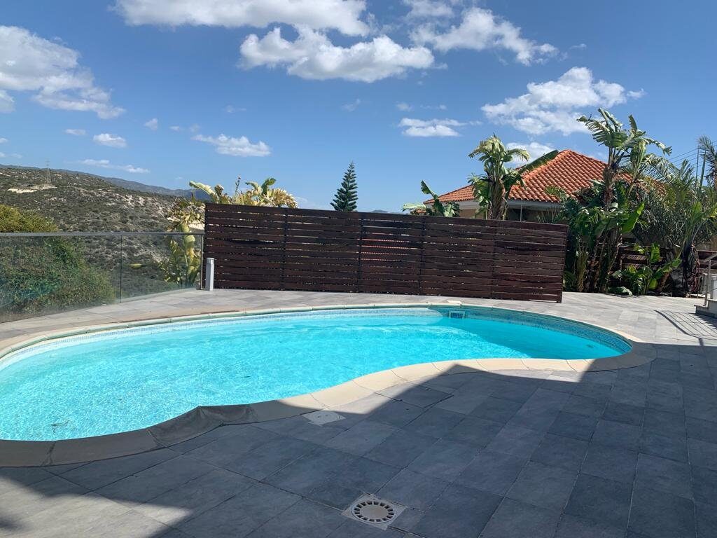 Вілла з 5 спальнями в agios-tychon, Кіпр [ID: 0602-243425]