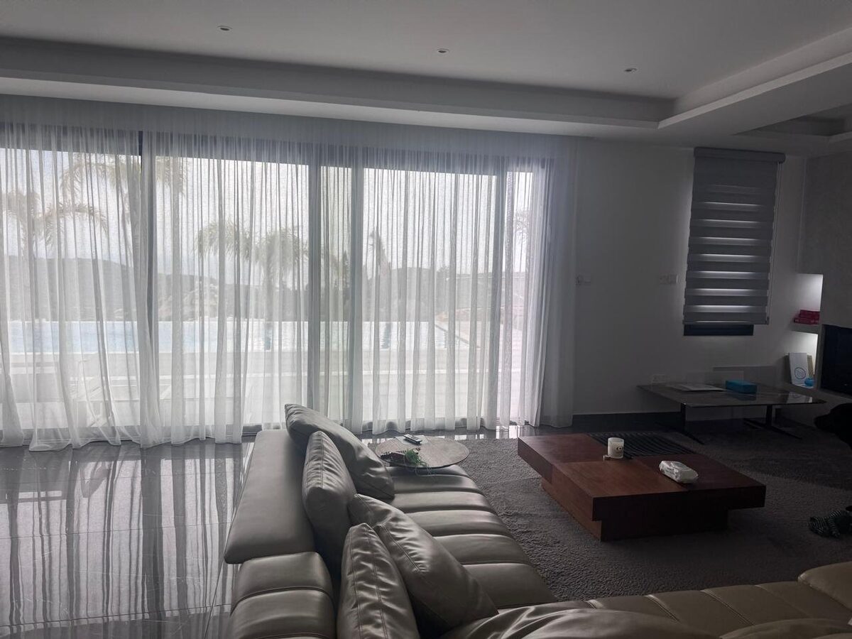 Villa with 4 bedrooms in pyrgos, Cyprus [ID: 0602-243438]