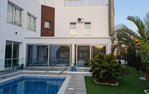 houses w oroklini, Cypr, 400.00m²