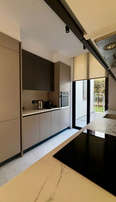 Квартира з 2 спальнями, 90.00м² в agios-athanasios, Кіпр [ID: 0602-243645]