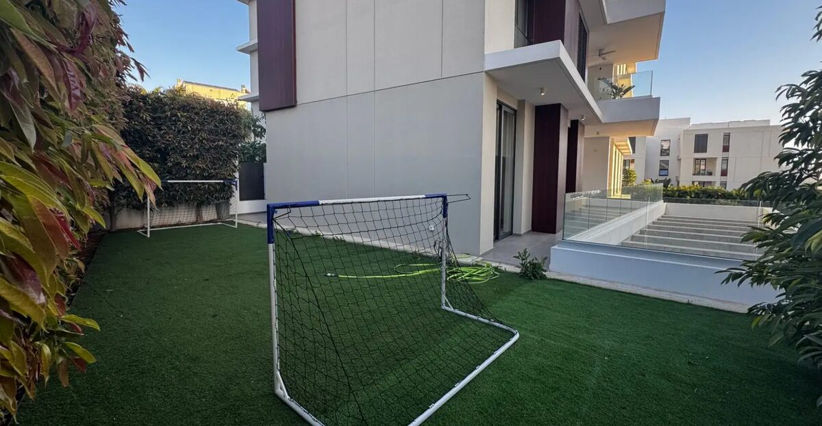 Квартира з 2 спальнями, 90.00м² в agios-athanasios, Кіпр [ID: 0602-243645]