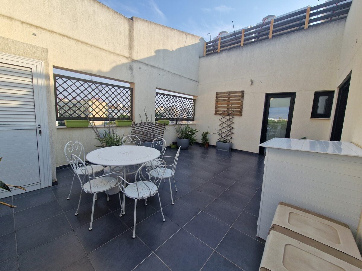 Penthouse z 3 sypialniami w agios-ioannis, Cypr [ID: 0602-243692]