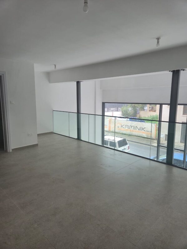 Przestrzeń komercyjna w finikoudes, Cypr, 59.00m²